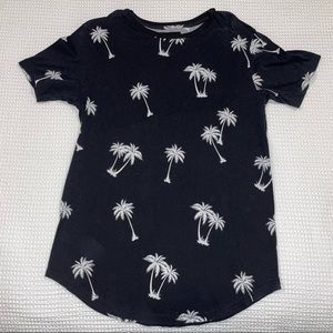 Pacsun curved hem black tee with palm trees